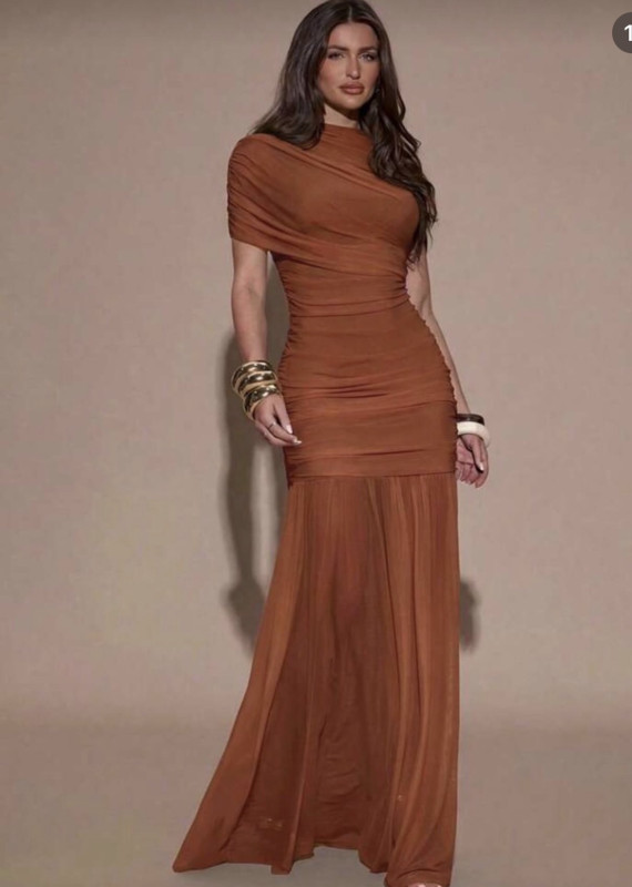 Elegant Ruched dress  Camel